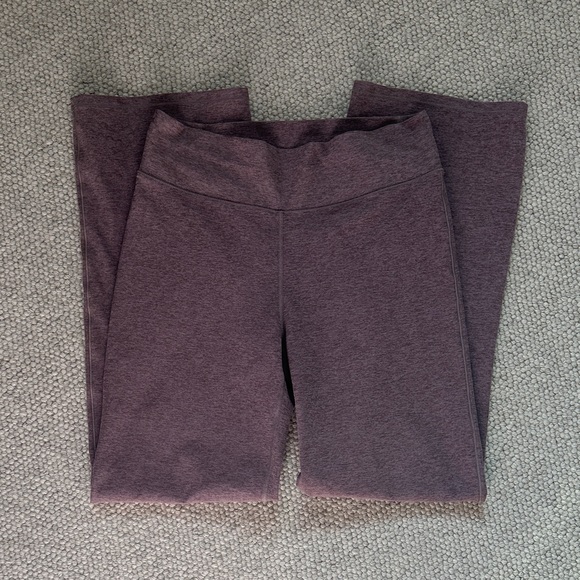 Vuori Women’s Mid Rise Elevation Slim Bootcut in Hazel Heather - Picture 5 of 14